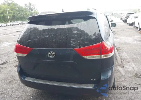 2011 Toyota Sienna Xle V6 из США, поврежденный, VIN 5TDYK3DCXBS036765